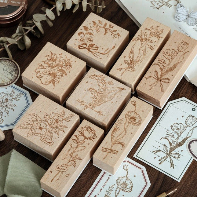 7003 Botanical Flower Stamp - Paper Whimsy Studio